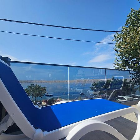 Beachfront House Ivana With Pool - Renovated 2025 Cesarica Kültér fotó