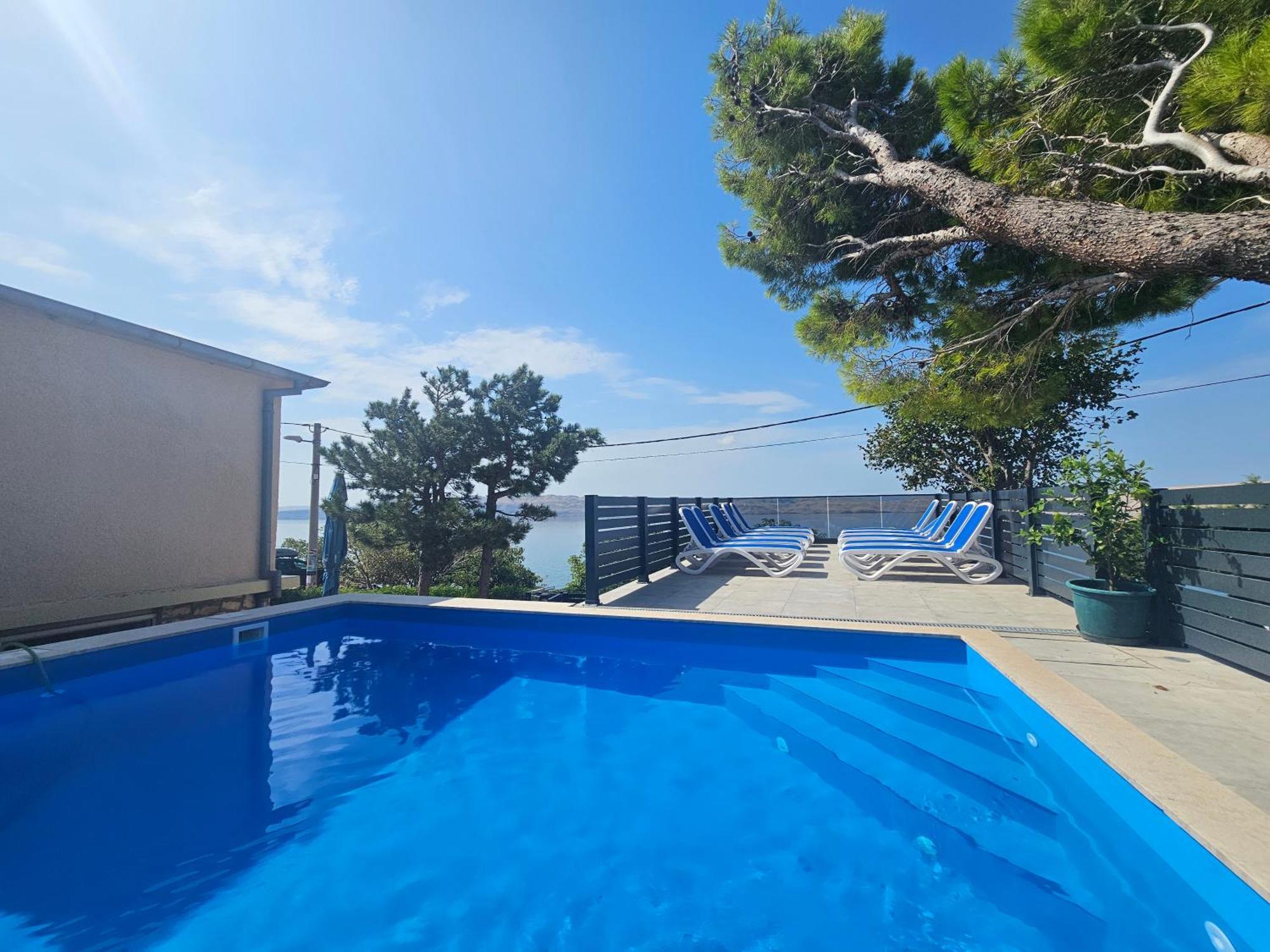 Beachfront House Ivana With Pool - Renovated 2025 Cesarica Kültér fotó