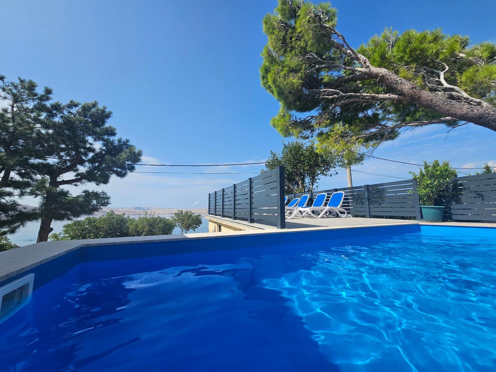 Beachfront House Ivana With Pool - Renovated 2025 Cesarica Kültér fotó